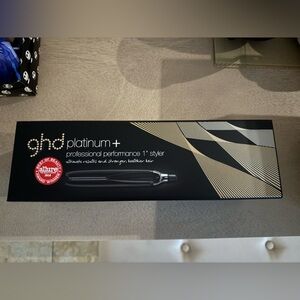 GHD Platinum + Flat Iron